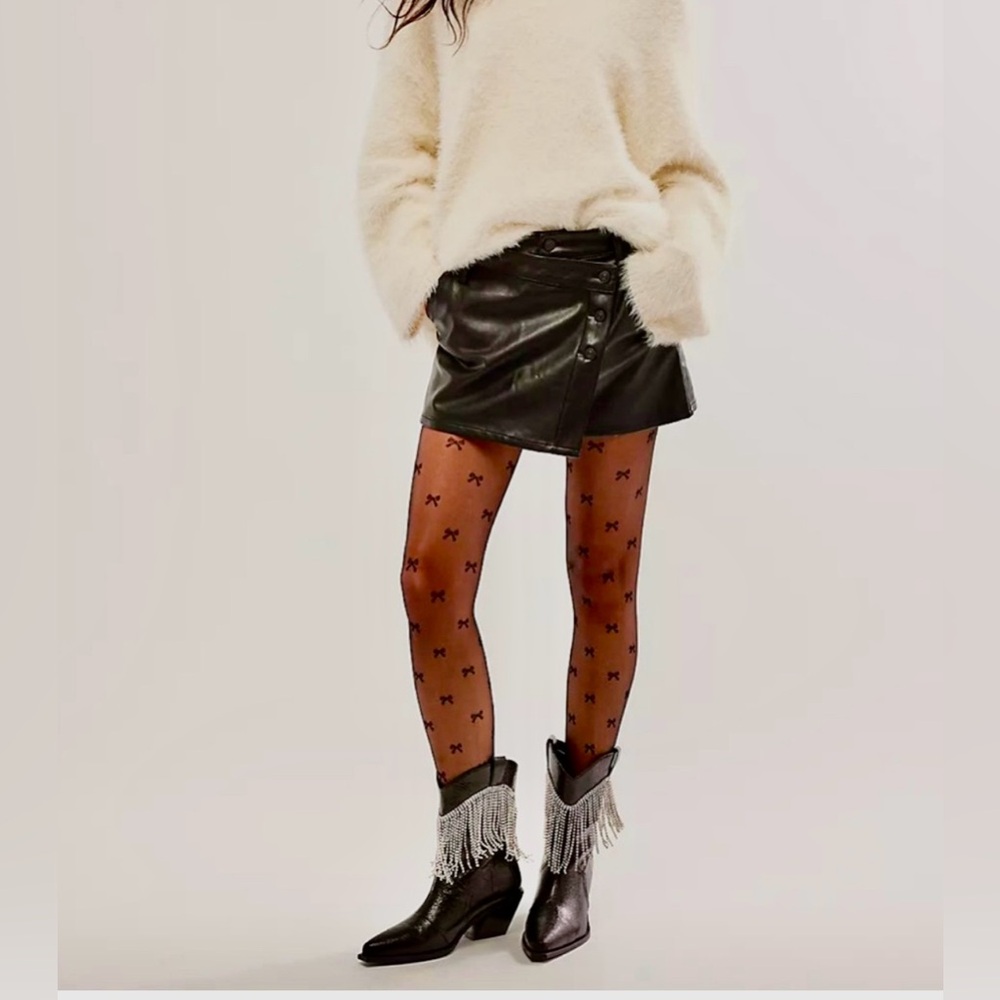 NWT Free People We the Free Wynne Black Leather Mini Skirt